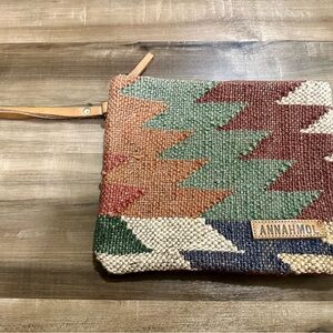 Annahmol Zigzag Pattern Clutch